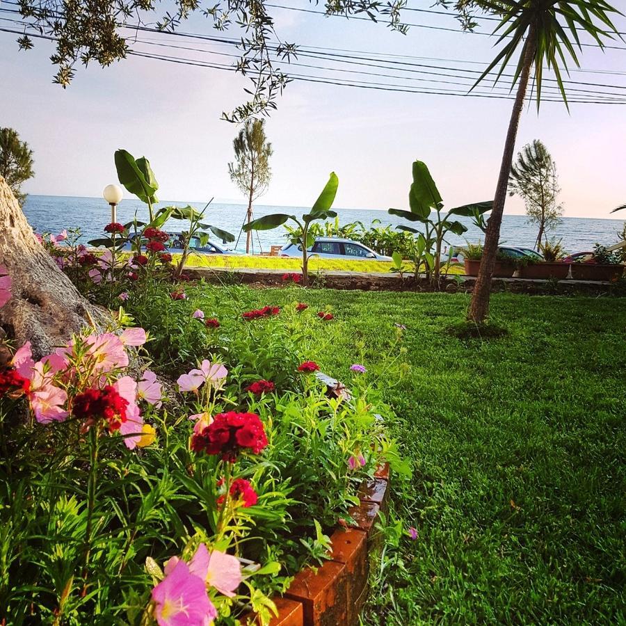Hotel Jon Dhermi Luaran gambar