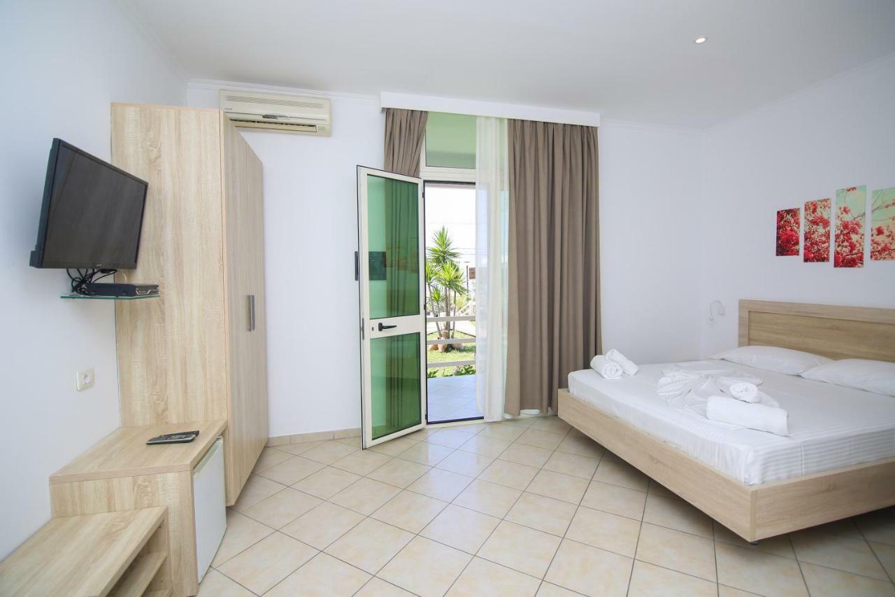 Hotel Jon Dhermi Luaran gambar